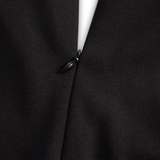 Alzira - Vestido elegante com cinto e gola mandarim