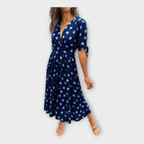 Vestido elegante com padrão moderno e elegância intemporal