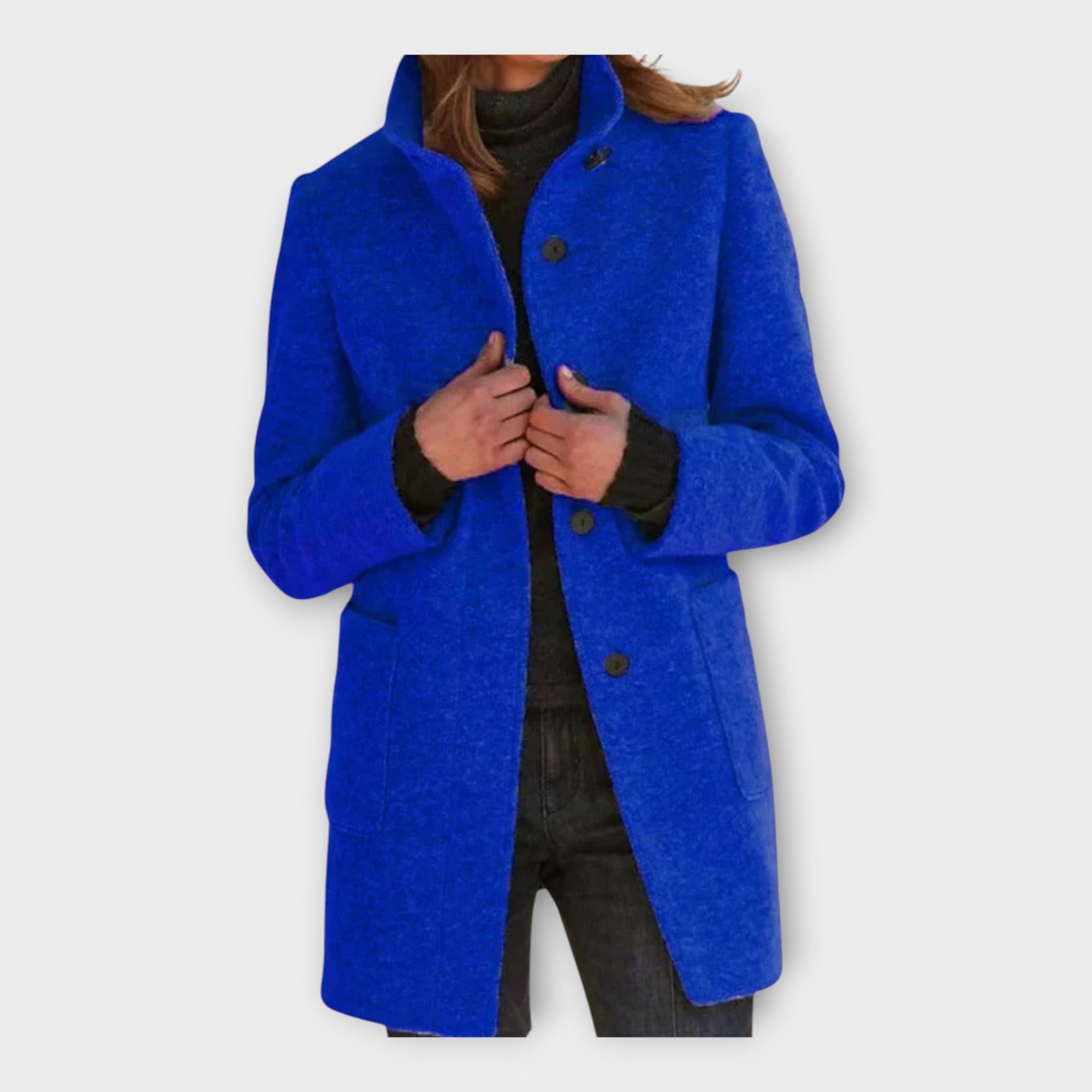 Casaco elegante com uma linha intemporal