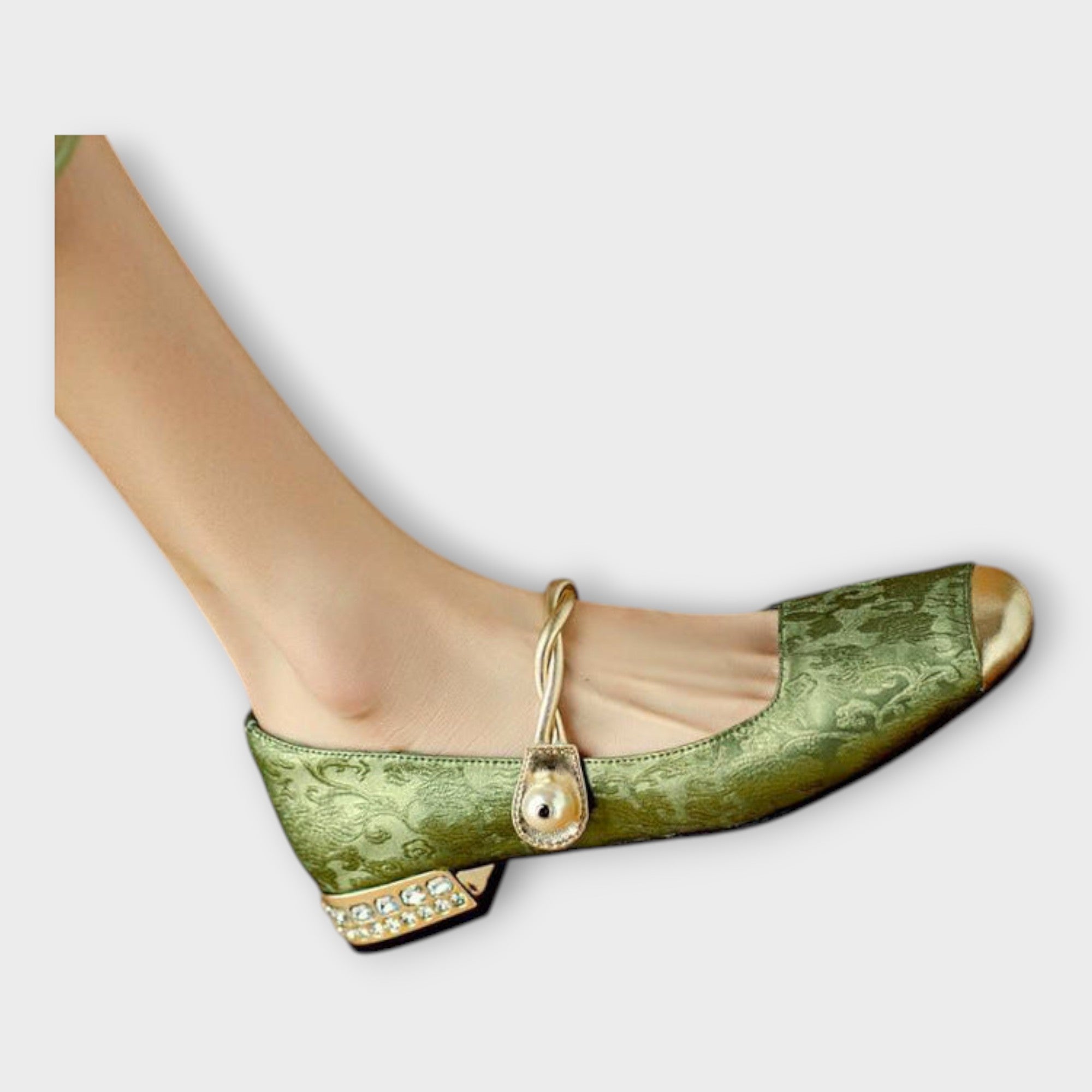 Tainara - Bailarinas elegantes com detalhes sofisticados