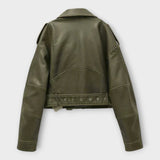 Casaco de cabedal curto moderno com cinto e estética sofisticada