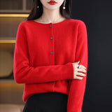 "Anna | Cardigans em Lã Merino" can be rewritten as "Anna | Cardigans de Lã Merino".