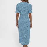 Amélia – Vestido que respira verão