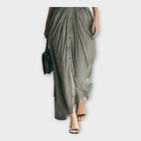 Vestido camiseiro com elegância intemporal