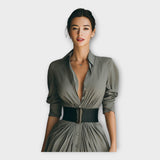 Vestido camiseiro com elegância intemporal