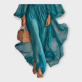 Vestido arejado com estética elegante e intemporal