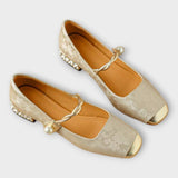 Tainara - Bailarinas elegantes com detalhes sofisticados