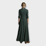 Vestido camiseiro com elegância intemporal