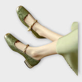 Tainara - Bailarinas elegantes com detalhes sofisticados